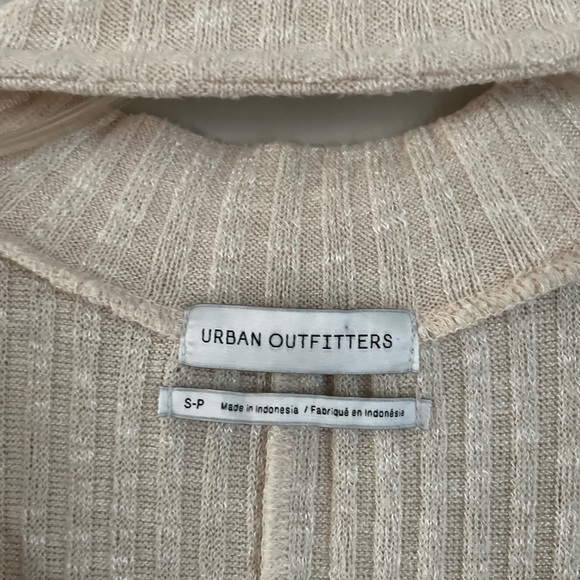 Urban Outfitters Sweater -Small - Picture 2 of 6